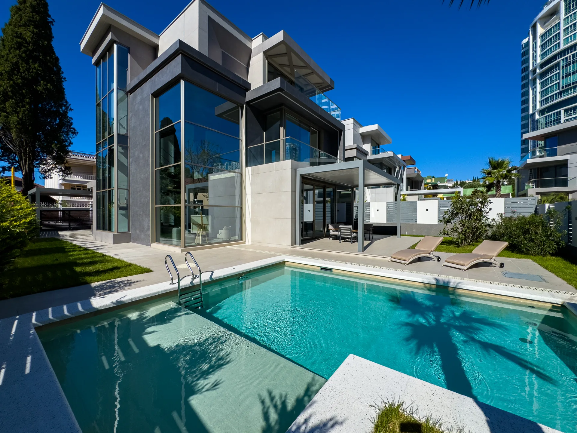 Millennium Villas — современная вилла в Сочи